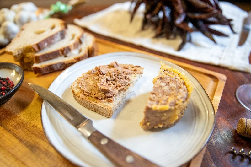 Terrines, pâtés et charcuterie artisanales