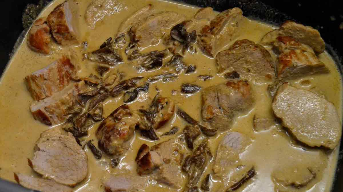 Filet mignon aux cèpes avec sauce au foie gras