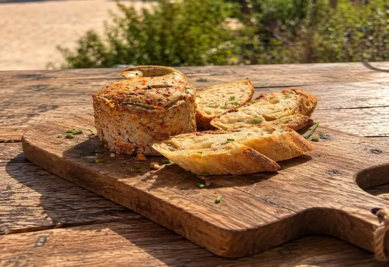Foie gras de canard entier mi-cuit au piment d'Espelette Maison Micouleau